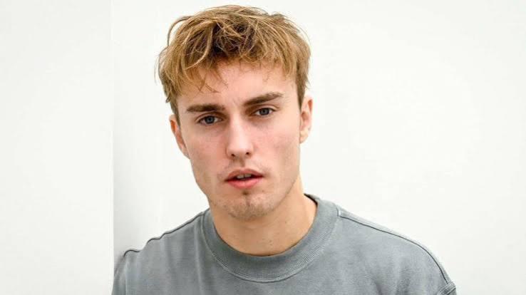 Sam Fender: North Shields' Modern Voice